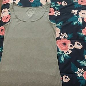 Grey tank top